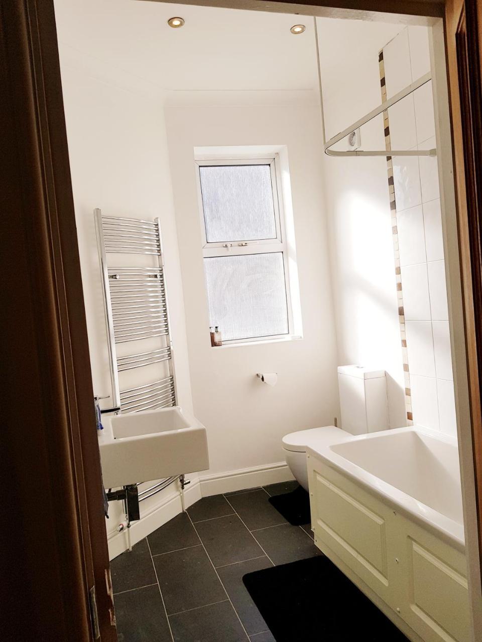 Cogie Abode Bed and Breakfast Enfield Kamer foto