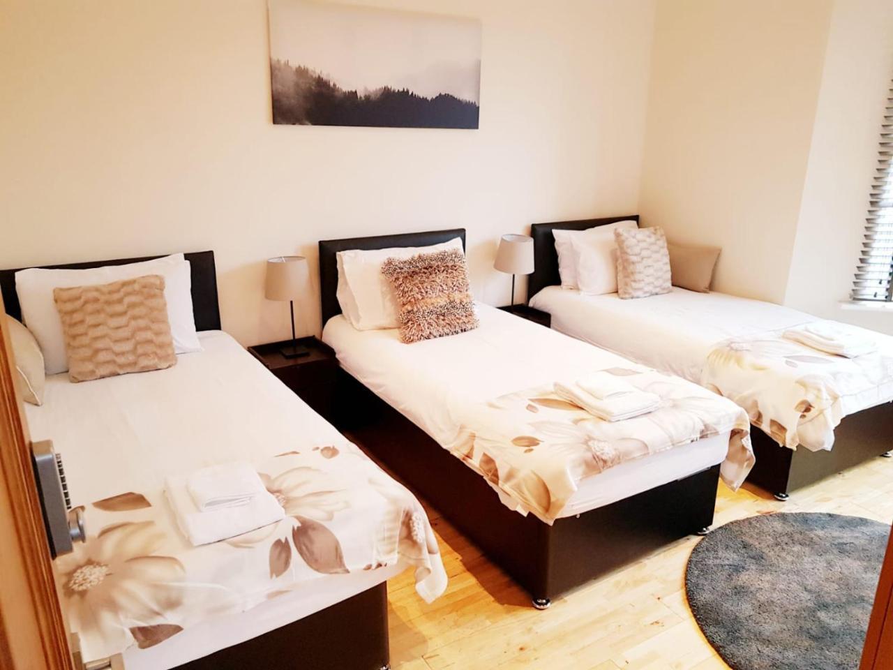 Cogie Abode Bed and Breakfast Enfield Buitenkant foto